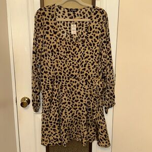 EXPRESS Cheetah print wrap dress size XL